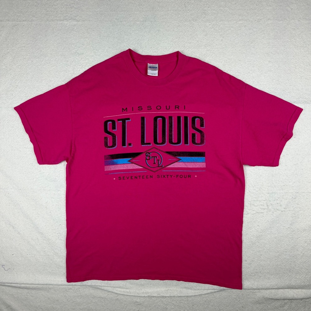 Gildan St Louis Missouri Graphic T-Shirt Pink Mens XL Retro 1764 Cotton Tee